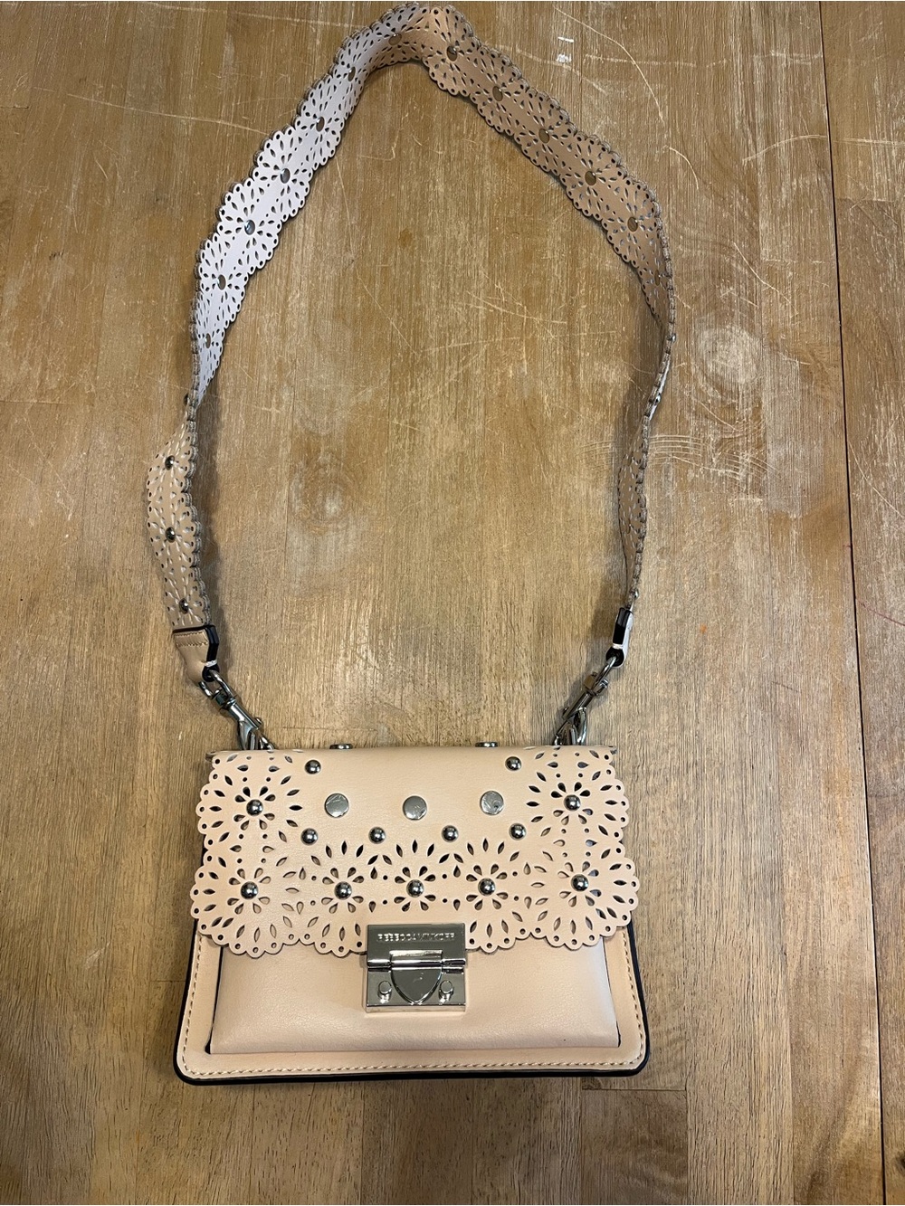 Rebecca Minkoff Beige Laser-Cut Floral Crossbody Bag - Picture 2 of 9